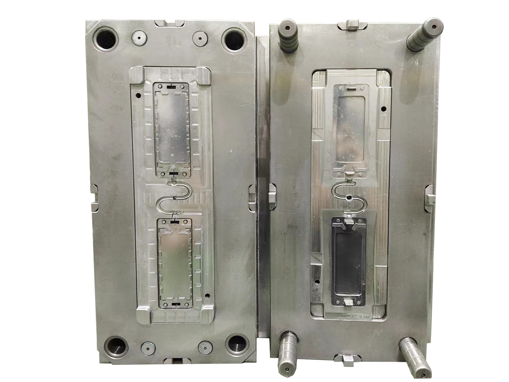 Injection moulds